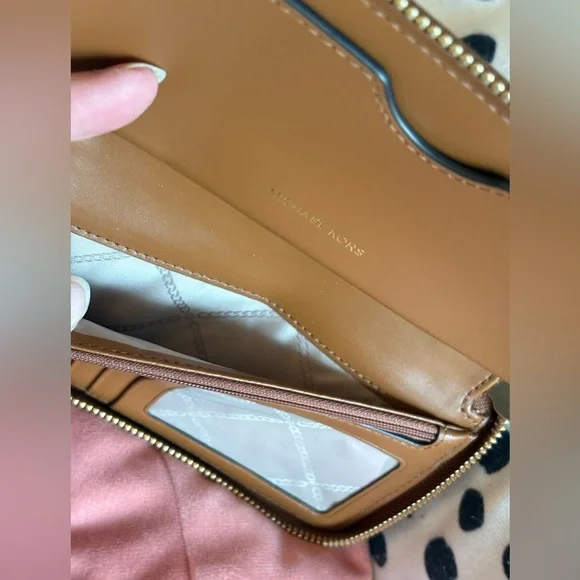 Michael Kors Jet Set Signature Logo Smartphone Wristlet Wallet - Picture 10 of 13